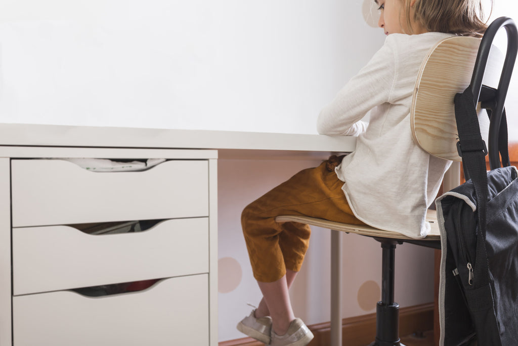 Back to School Buying Guide: Ergonomic School Chair for Freshmen