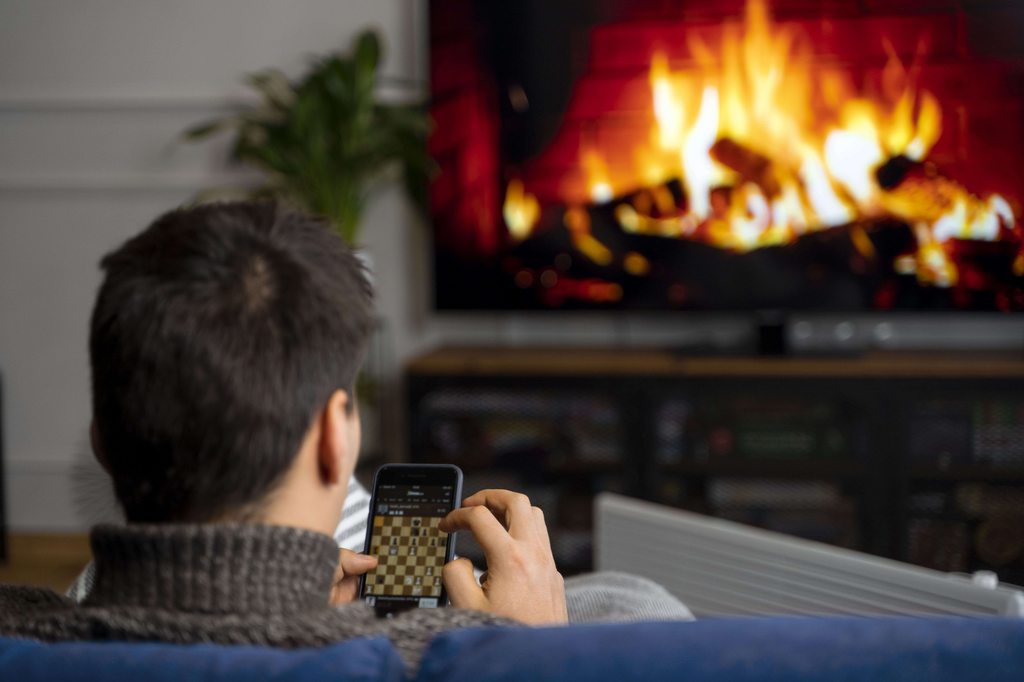 Do TV Stand Fireplaces Use a Lot of Electricity